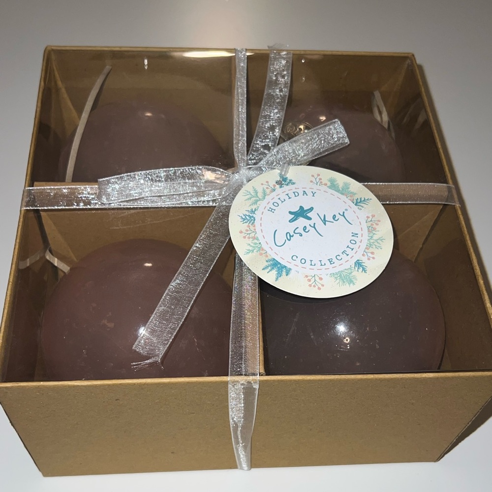 Set of 4 dark brown Christmas ornaments